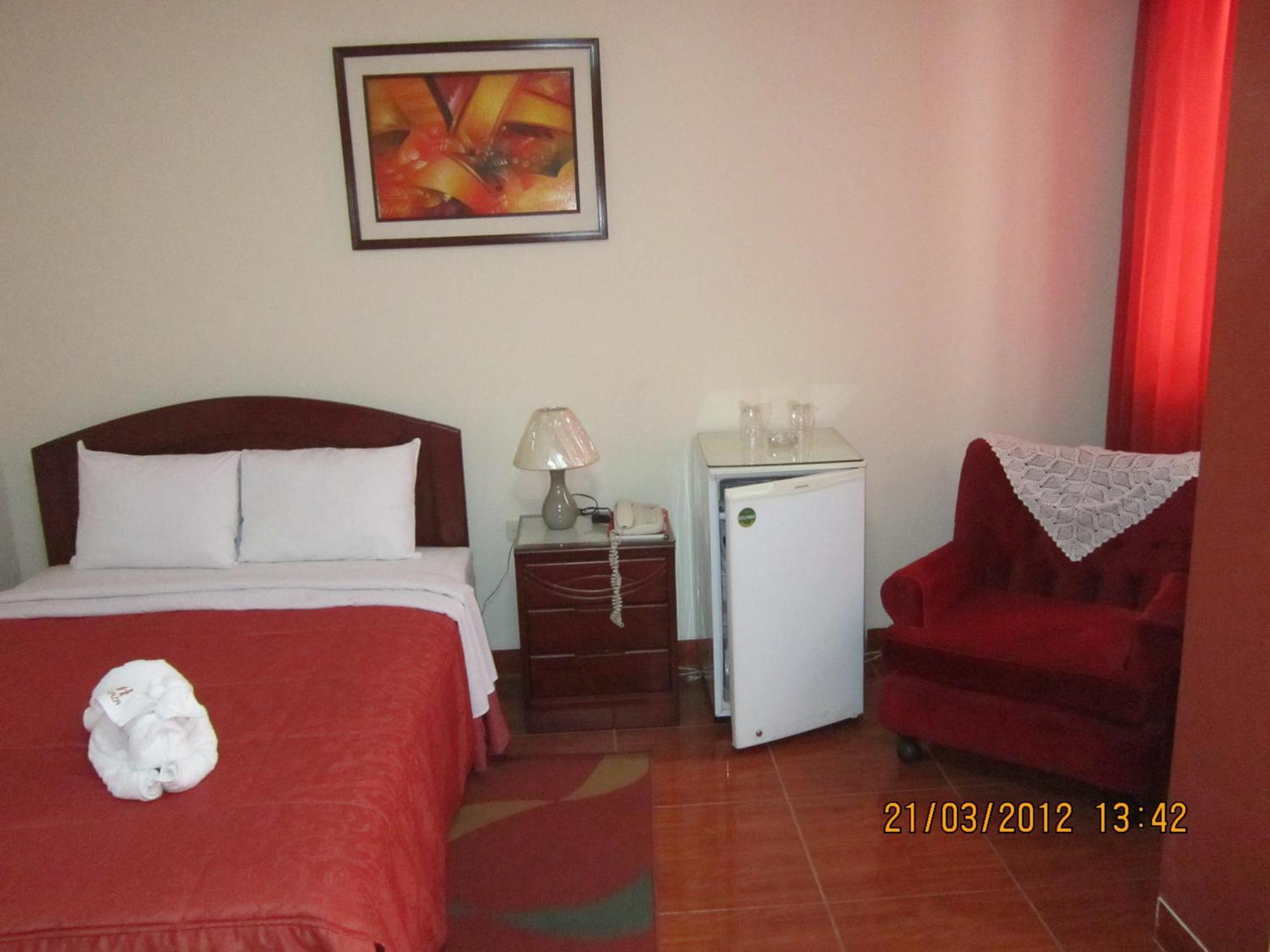 Hotel Plaza تروخيو المظهر الخارجي الصورة
